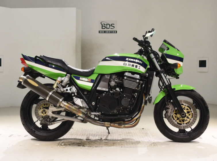 Мотоцикл Kawasaki ZRX1100 з пробігом 52294 km