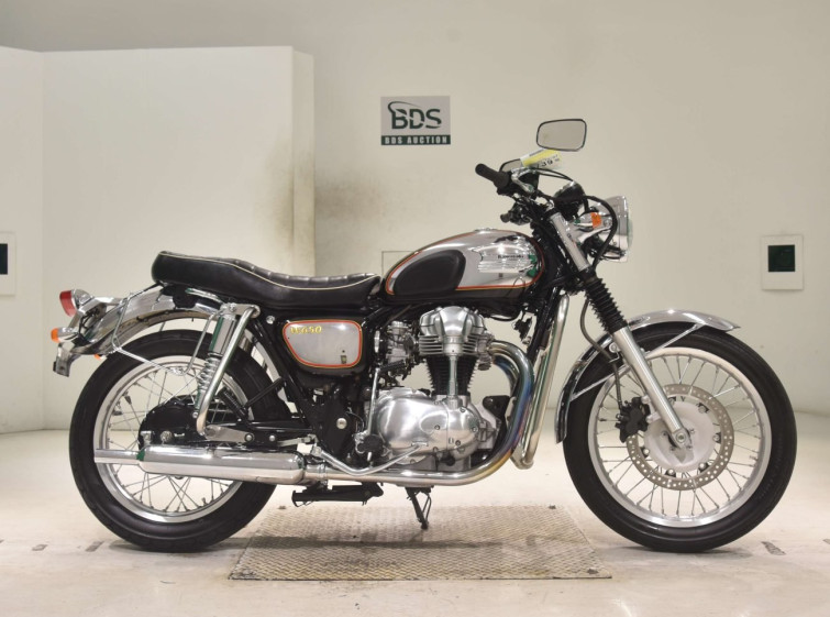 Мотоцикл Kawasaki W650 с пробегом 6693 km