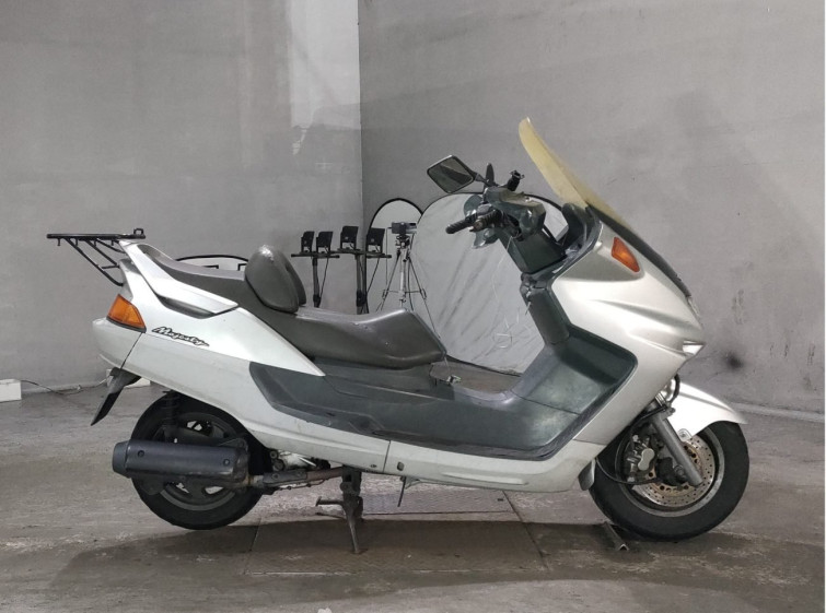 Мотоцикл Yamaha MAJESTY250 с пробегом 50310 km
