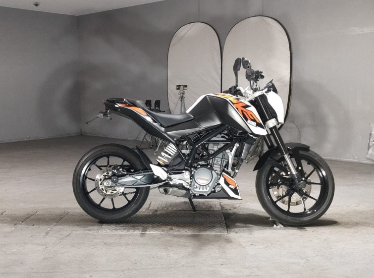 Мотоцикл KTM 200 DUKE
