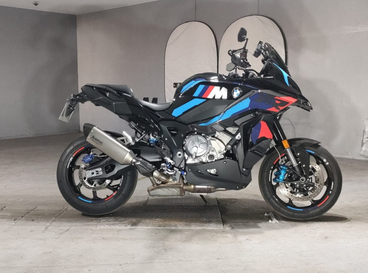 Мотоцикл BMW M1000XR с пробегом 2866 km