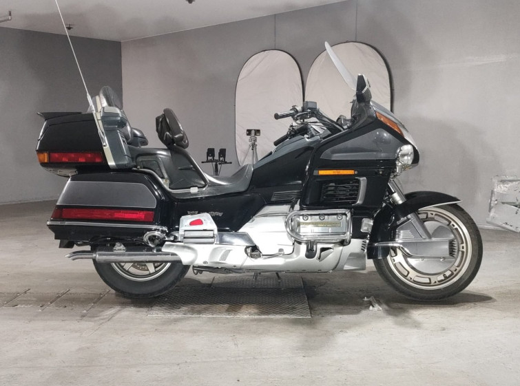 Мотоцикл Honda GL1500SE с пробегом 73050 km