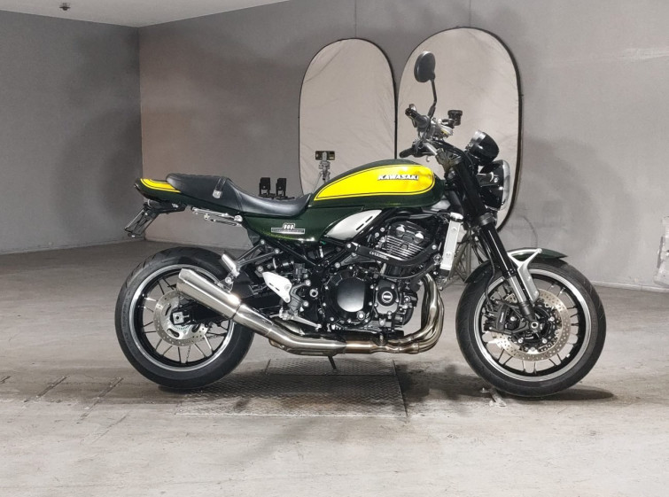 Мотоцикл Kawasaki Z900RS с пробегом 1882 km