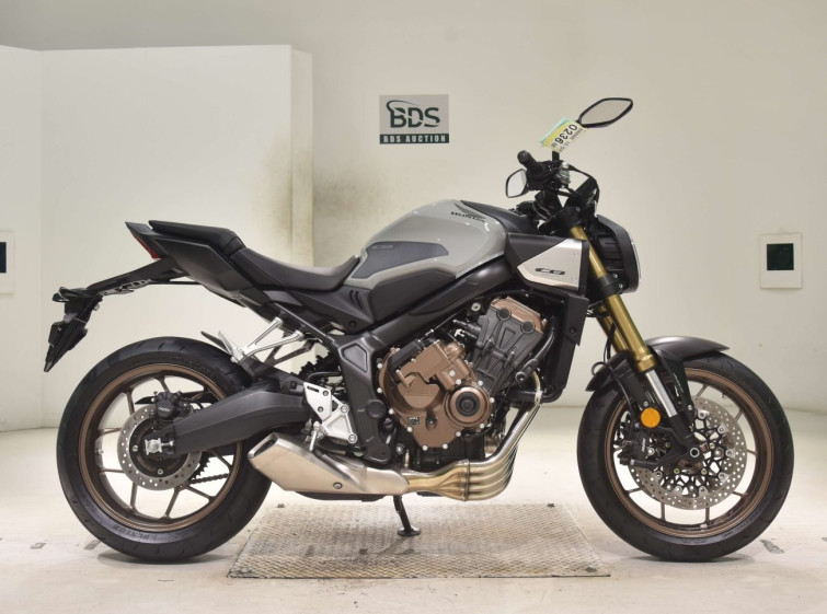 Мотоцикл Honda CB650R с пробегом 169 km