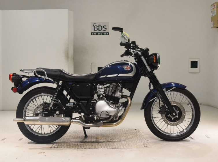 Мотоцикл Kawasaki W230 з пробігом 5146 km