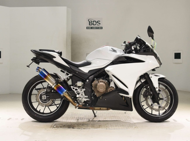Мотоцикл Honda CBR400R с пробегом 18209 km
