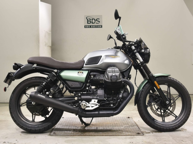Мотоцикл Moto Guzzi V7 STONE с пробегом 1414 km