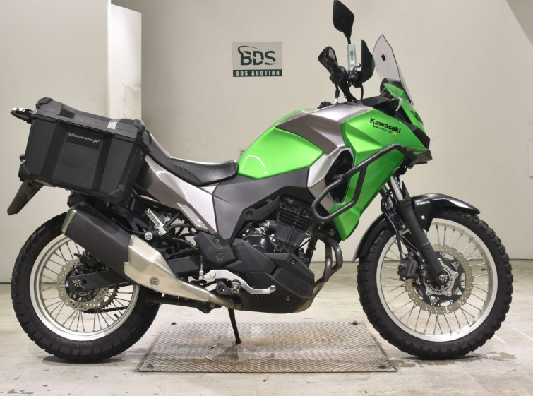 Мотоцикл Kawasaki VERSYS-X 250A з пробігом 19003 km