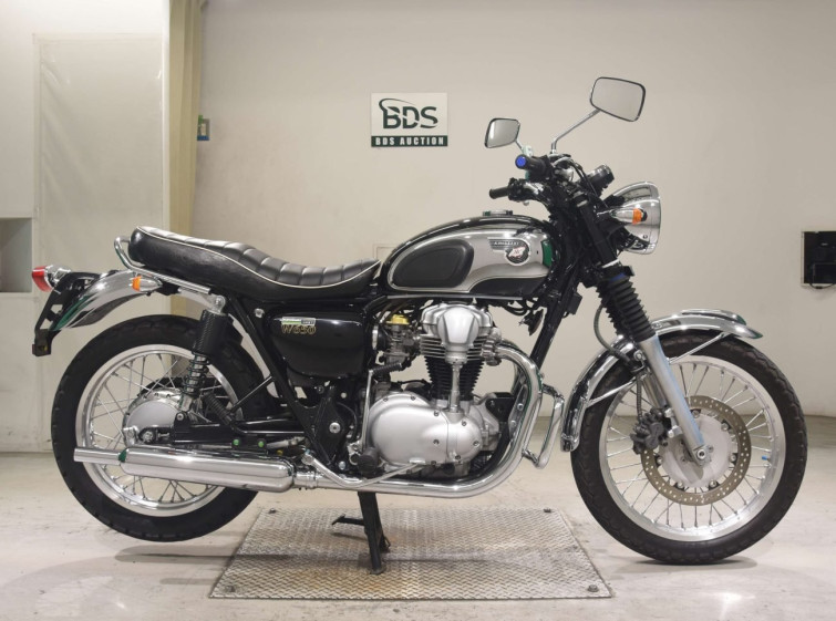 Мотоцикл Kawasaki W650 с пробегом 25501 km