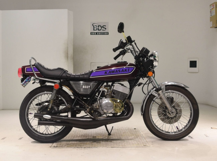Мотоцикл Kawasaki 400SS з пробігом 9203 m