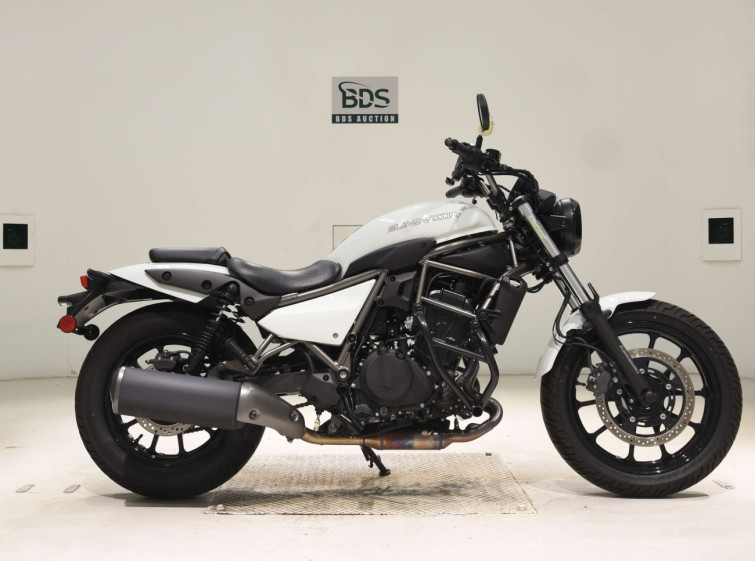 Мотоцикл Kawasaki ELIMINATOR400-3 з пробігом 3232 km