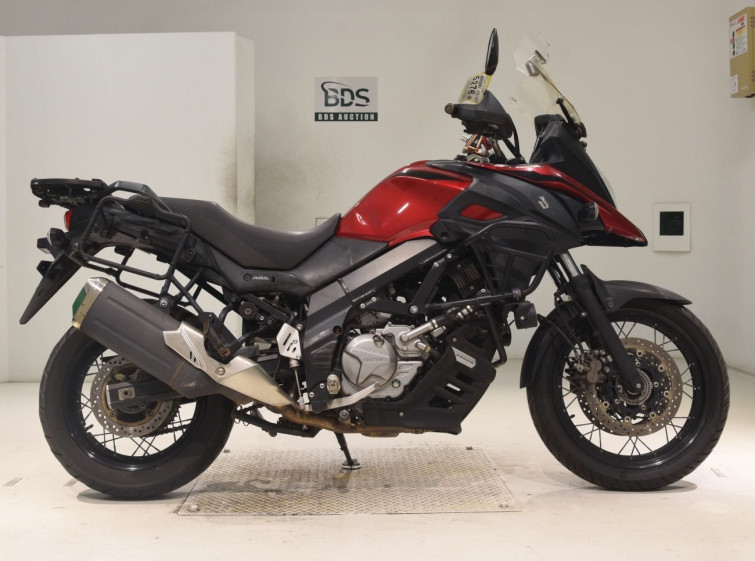 Мотоцикл Suzuki V-STROM DL650XTA з пробігом 63810 km