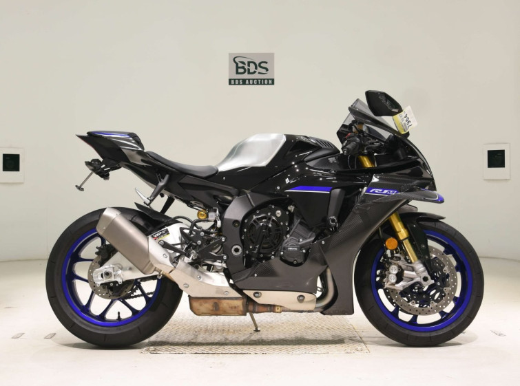 Мотоцикл Yamaha YZF-R1M з пробігом 5760 km