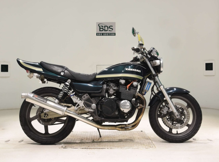 Мотоцикл Kawasaki ZEPHYR400 з пробігом 7571 km