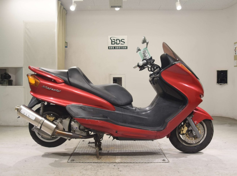 Мотоцикл Yamaha MAJESTY250 с пробегом 35777 km