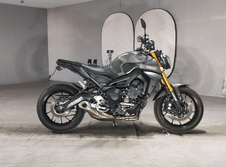 Мотоцикл Yamaha MT-09 с пробегом 40815 km