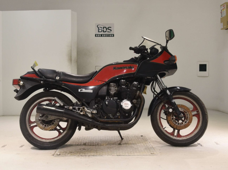 Мотоцикл Kawasaki GPZ400 с пробегом 24882 km