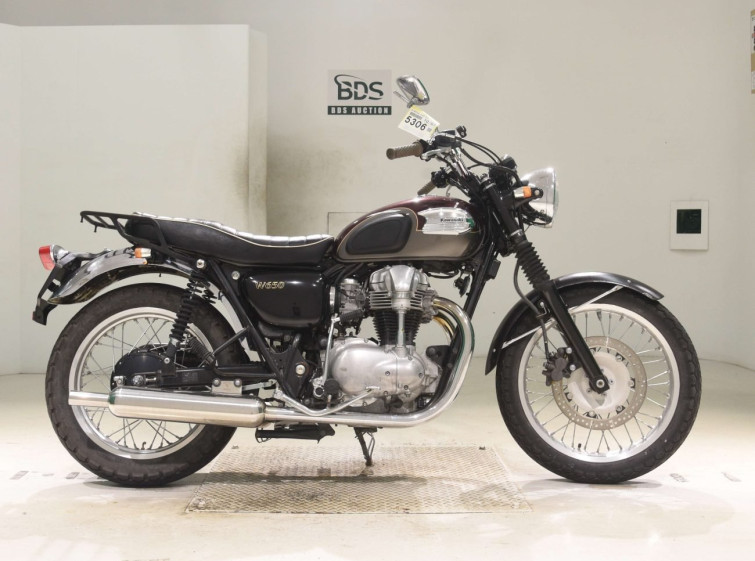 Мотоцикл Kawasaki W650 с пробегом 9066 km