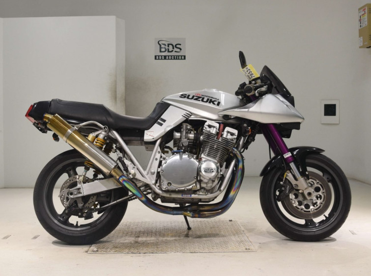 Мотоцикл Suzuki GSX1100S KATANA с пробегом 6908 km