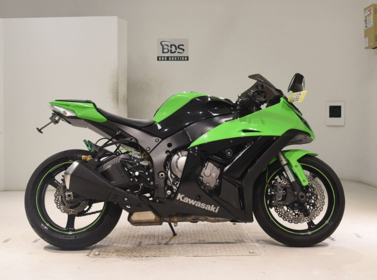 Мотоцикл Kawasaki NINJA ZX-10R с пробегом 65078 km