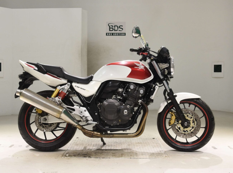 Мотоцикл Honda CB400SFV с пробегом 16626 km
