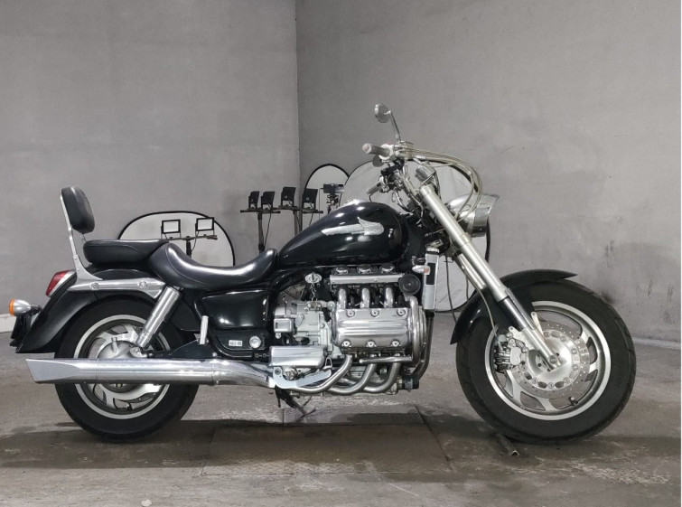 Мотоцикл Honda GL1500C F6C VALKYRIE с пробегом 17006 km