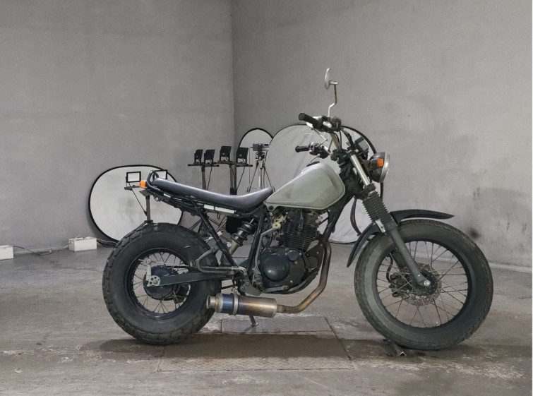 Мотоцикл Yamaha TW225 з пробігом 28021 km