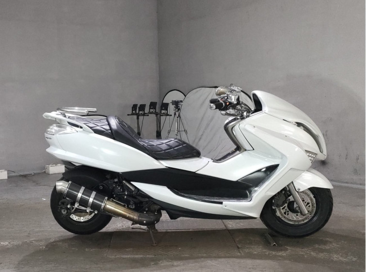 Мотоцикл Yamaha MAJESTY250 с пробегом 30008 km