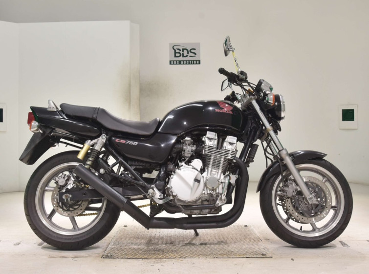 Мотоцикл Honda CB750 с пробегом 49304 km