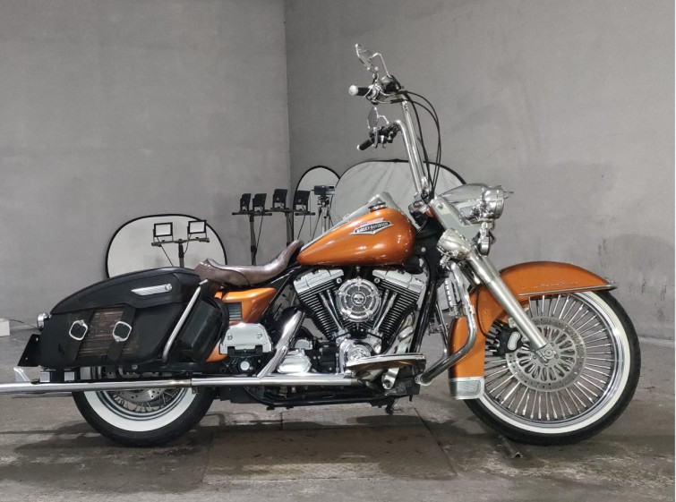 Мотоцикл HD ROAD KING FLHRCI1450 с пробегом 41142 km