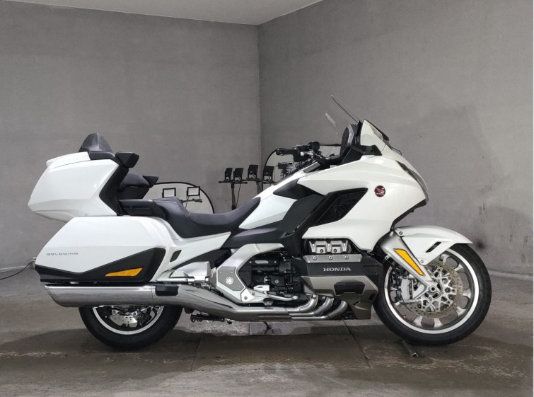 Мотоцикл Honda GL1800 TOUR D с пробегом 1523 km