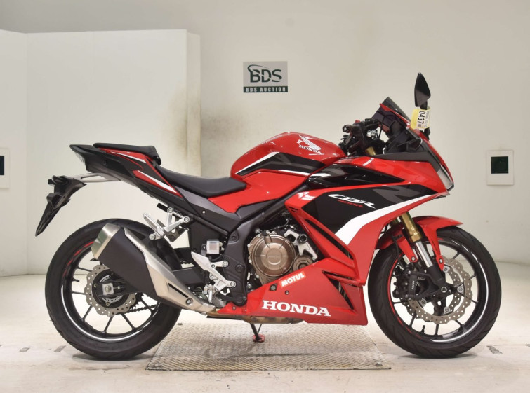 Мотоцикл Honda CBR400R с пробегом 9979 km