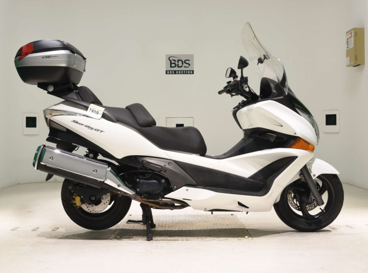 Мотоцикл Honda SILVERWING400GT с пробегом 23256 km