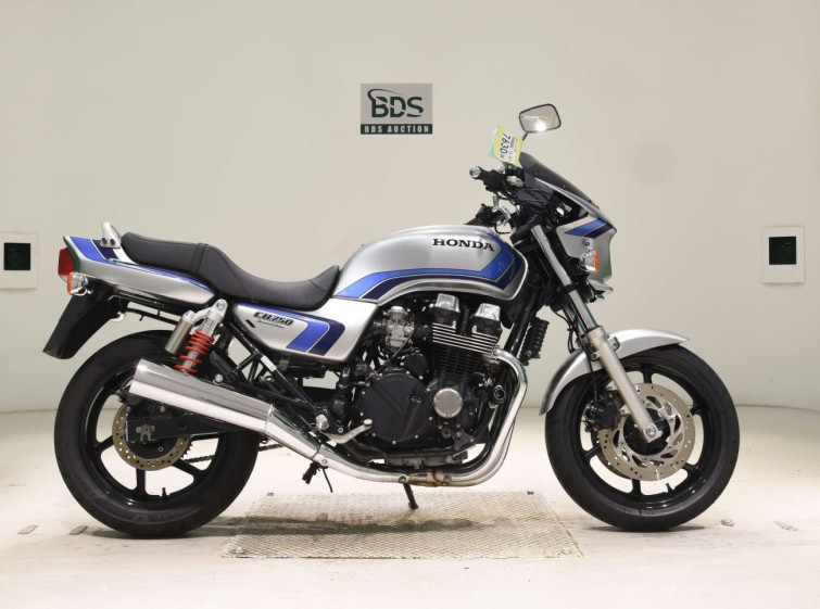 Мотоцикл Honda CB750SF з пробігом 32511 km