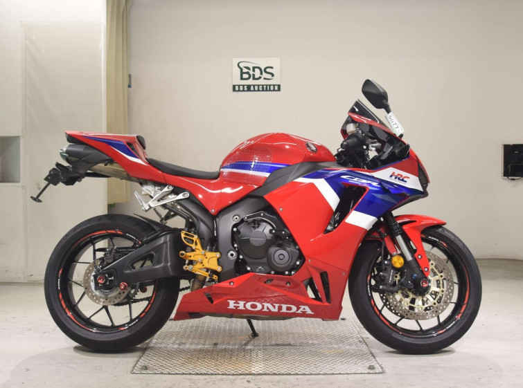Мотоцикл Honda CBR600RR с пробегом 4244 km