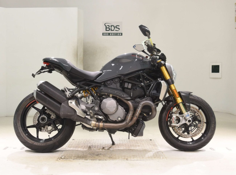 Мотоцикл Ducati MONSTER 1200S з пробігом 5438 km