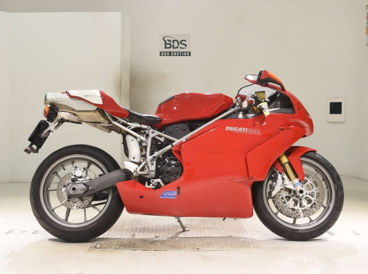 Мотоцикл Ducati 999S з пробігом 6909 km
