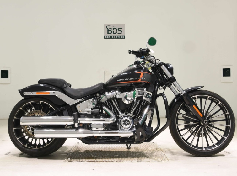 Мотоцикл HD FXBR1920 с пробегом 24932 km