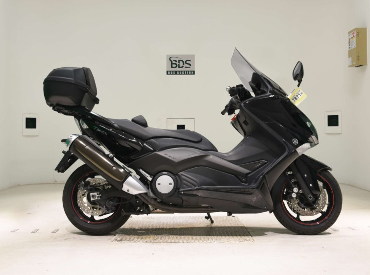 Мотоцикл Yamaha T-MAX530 с пробегом 13030 km