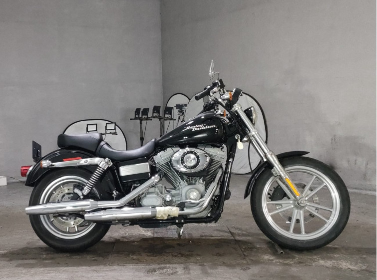 Мотоцикл HD SUPER GLIDE FXD1580 с пробегом 1290 km