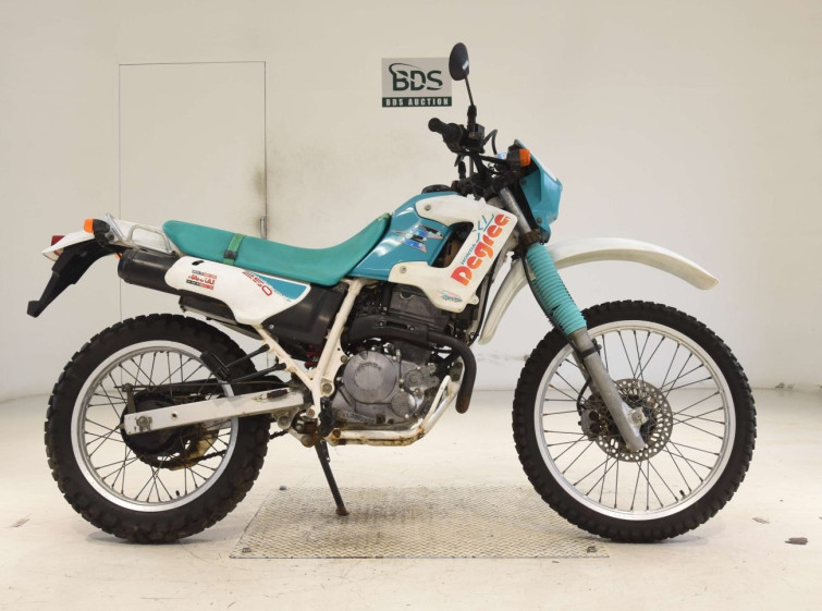 Мотоцикл Honda XL250 DEGREE з пробігом 11766 km