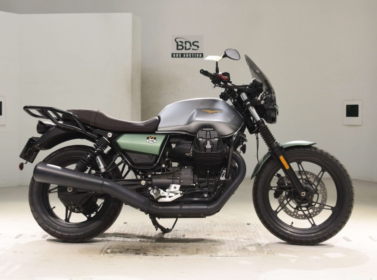 Мотоцикл Moto Guzzi V7 2STONE з пробігом 6320 km