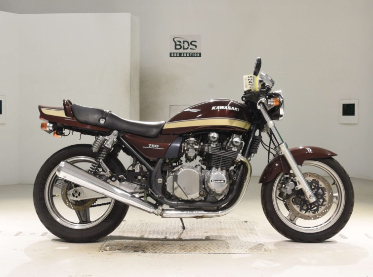 Мотоцикл Kawasaki ZEPHYR750 з пробігом 60209 km