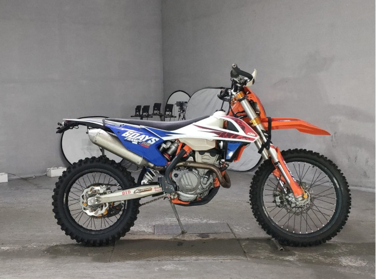 Мотоцикл KTM 250EXC-F SIX DAYS з пробігом 5496 km