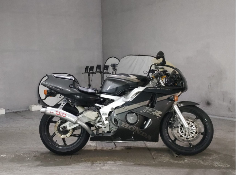 Мотоцикл Honda CBR400RR с пробегом 20257 km