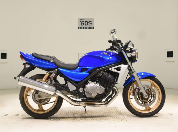 Мотоцикл Kawasaki BALIUS ZR250 з пробігом 70 km