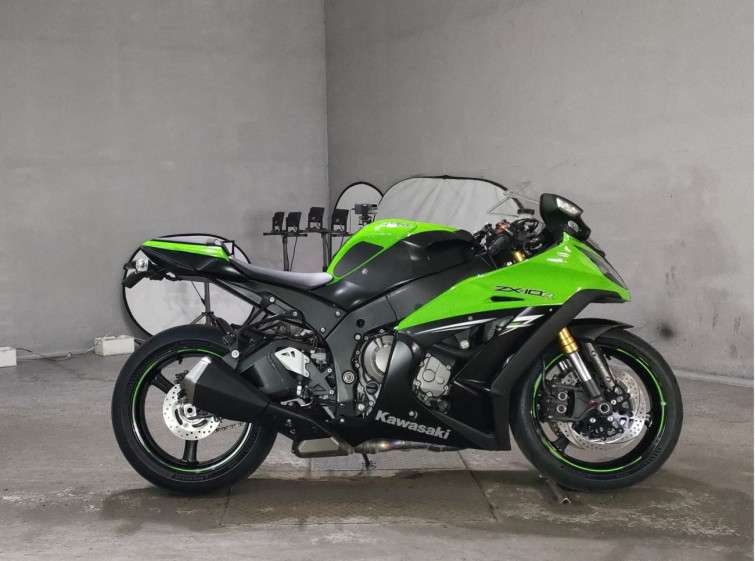 Мотоцикл Kawasaki NINJA ZX-10R с пробегом 35292 km