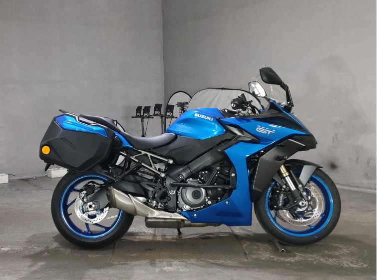 Мотоцикл Suzuki GSX-S1000GT з пробігом 2631 km