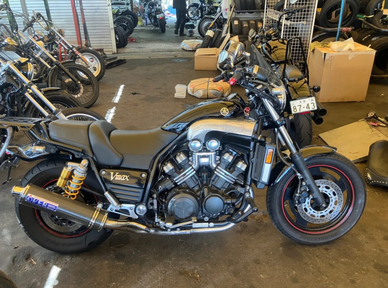 Мотоцикл Yamaha V-MAX1200 з пробігом 232 km