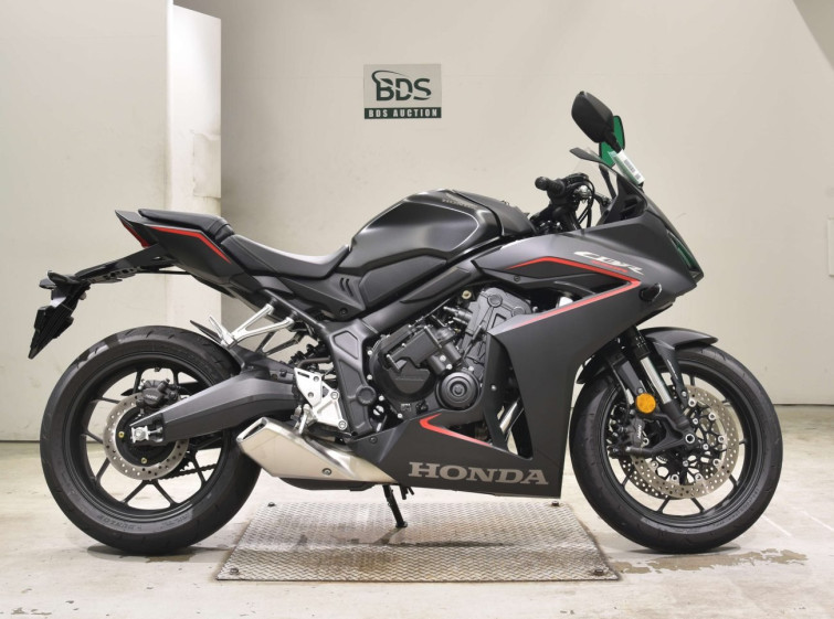 Мотоцикл Honda CBR650R з пробігом 2123 km